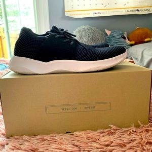 Vessi Woman’s Size 9W Everyday Waterproof Runners